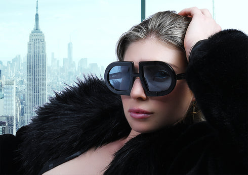 Signature Black Frame | Coal